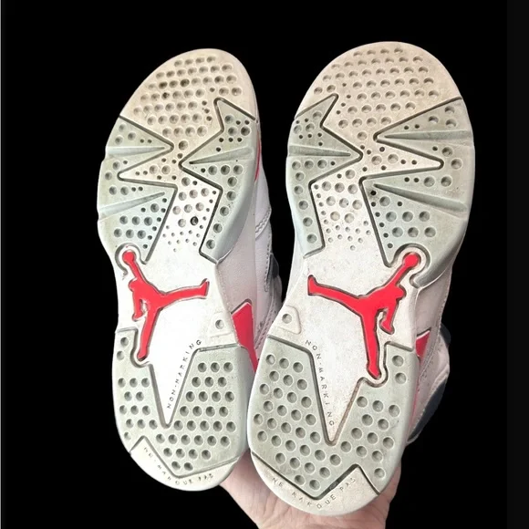 Jordan Flight Club 91 White Infrared Basketball Sneakers - Picture 8 of 8